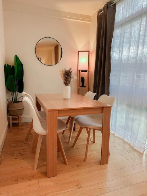 Bright & Spacious Split Level Flat In Kennington London Exterior foto