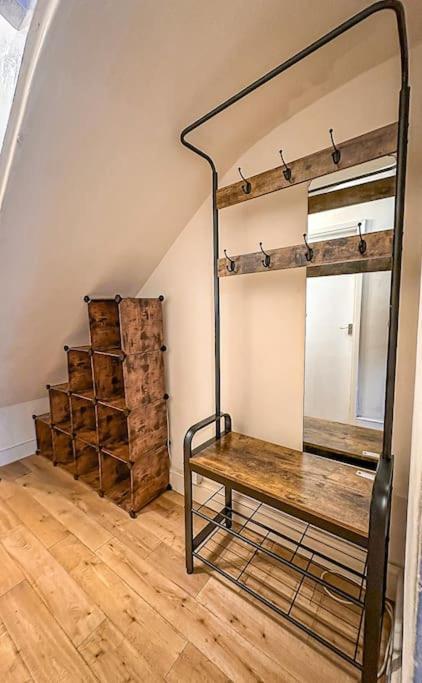 Bright & Spacious Split Level Flat In Kennington London Exterior foto